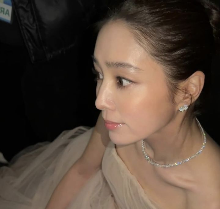 [서울=뉴시스] 배우 이민정. (사진=이민정 인스타그램 캡처) 2025.12.22. photo@newsis.com *재판매 및 DB 금지