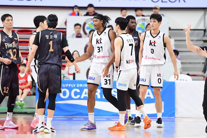 [서울=뉴시스] 프로농구 수원 KT의 아이재아 힉스. (사진=KBL 제공) *재판매 및 DB 금지