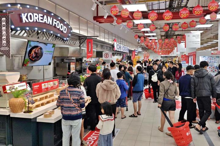 [서울=뉴시스] 롯데마트 다낭점 요리하다 키친 매대. (사진=롯데마트 제공)  *재판매 및 DB 금지