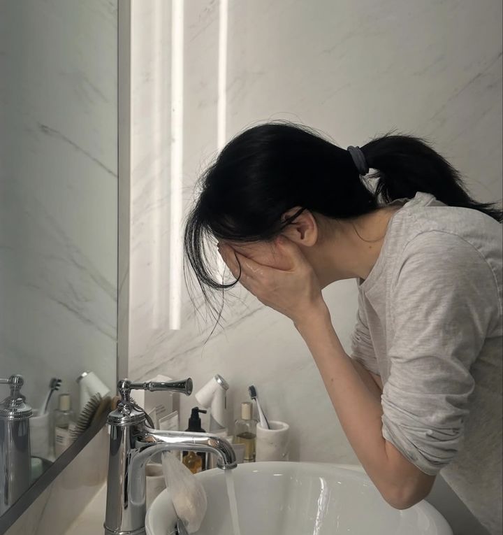 [서울=뉴시스] 배우 이영애. (사진=이영애 인스타그램 캡처) 2026.01.13.?photo@newsis.com *재판매 및 DB 금지