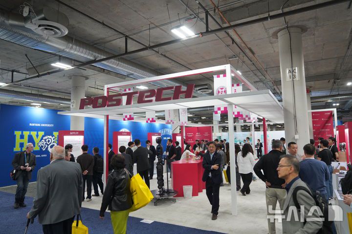 [포항=뉴시스] 송종욱 기자 = ‘CES 2026’의 포스텍 부스 모습. (사진=포스텍 제공) 2026.01.15. photo@newsis.com