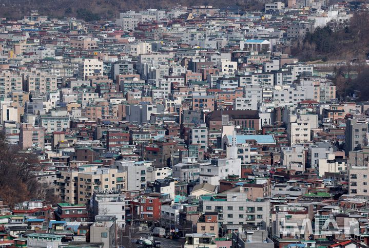 [서울=뉴시스] 김진아 기자 = 19일 서울 시내 주택가. 2026.01.19. bluesoda@newsis.com