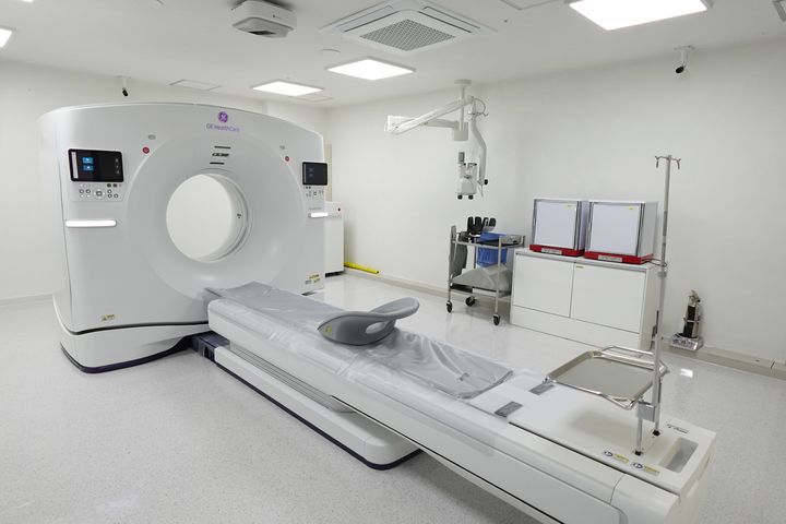 [광주=뉴시스] 광주기독병원은 AI 기술 기반 최신 CT(전산화단층촬영검사) 장비인 '레볼루션 어센드 CT'를 도입했다고 21일 밝혔다. (사진=광주기독병원 제공) 2026.01.21. photo@newsis.com *재판매 및 DB 금지