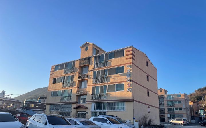 [창원=뉴시스] 강경국 기자 = 경남 창원시 의창구 북동 창원읍성 동문지 복원 사업 철거 대상 건축물. (사진=창원시청 제공). 2026.01.22. photo@newsis.com *재판매 및 DB 금지