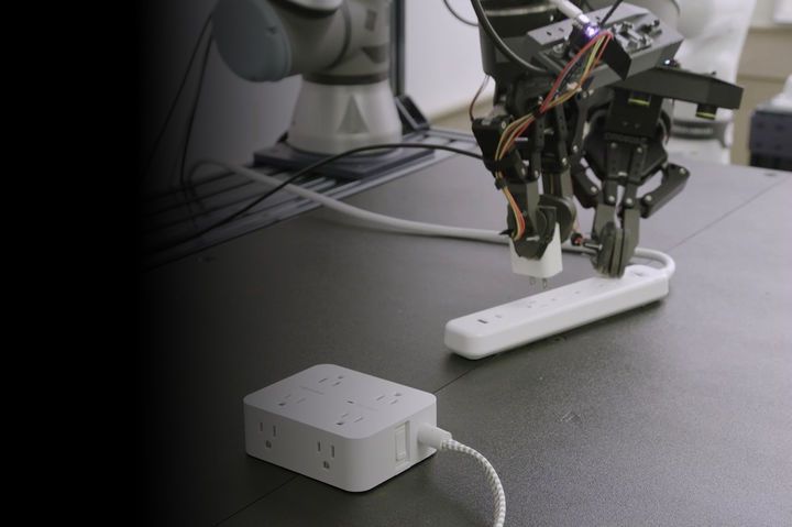 [서울=뉴시스] 마이크로소프트 리서치는 자사의 소형언어모델(SLM) '파이(Phi)' 시리즈의 시각 언어 모델(VLA)을 기반으로 개발한 로-알파를 선보였다. (사진=마이크로소프트 제공) *재판매 및 DB 금지