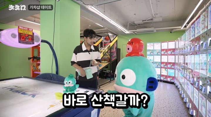 [서울=뉴시스] 웹툰 작가 출신 스트리머 '침착맨'(본명 이병건)은 지난해 산리오 캐릭터 '한교동'과 협업해 팝업스토어, 합동 방송 등을 진행했다. 2026.01.26. (사진=침착맨 유튜브 캡처) *재판매 및 DB 금지