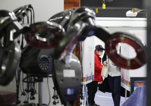 정화여중·상업고등학교 별관 헤어미용실습실에 마련된 투표소