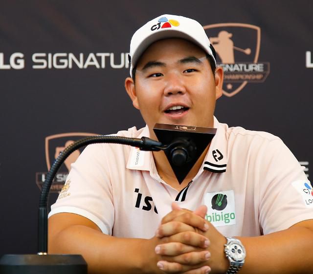 대상과 상금왕을 받게 된 김주형.