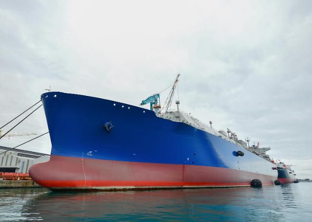 현대중공업이 건조중인 17만4000㎥ 규모의 LNG운반선. 길이 299미터(m), 높이 35.5m, 너비 46.4m의 크기를 자랑한다.