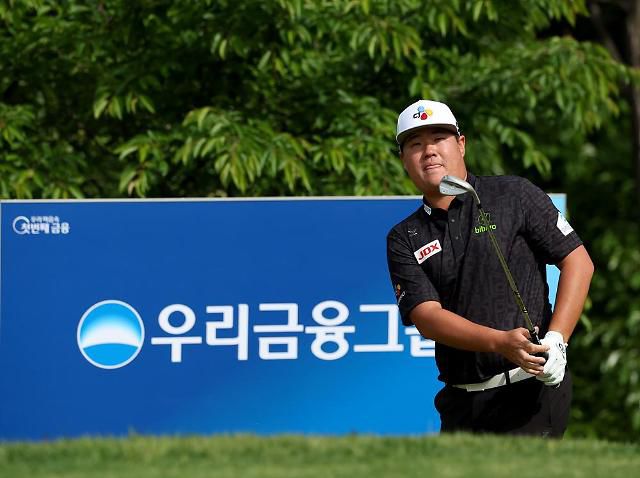 어프로치 중인 임성재.