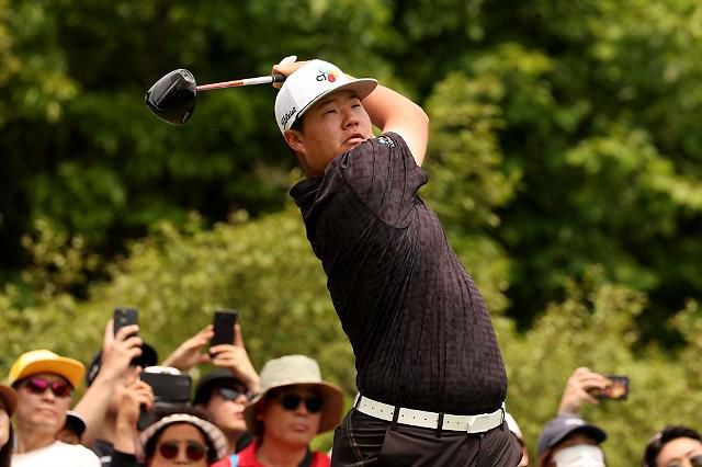 티샷 중인 임성재.