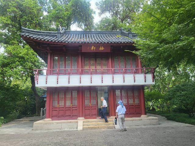 상하이 루쉰공원에 위치한 윤봉길 의사 기념관 [사진=배인선 기자]