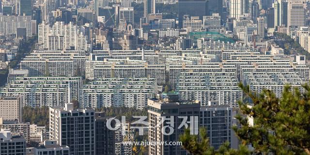 서울 강남구 대치동 은마아파트 전경 [사진=유대길 기자 dbeorlf123@ajunews.com]