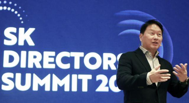 최태원 SK그룹 회장이 지난 7일 서울 광진구 워커힐 호텔에서 'SK 디렉터스 서밋(Directors' Summit) 2024'에서 오프닝 스피치를 하고 있다. [사진=SK]