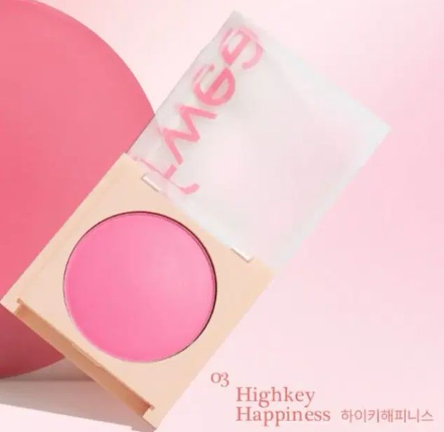 Fwee's mellow blusher in shade 'Hickey Happiness'/ Courtesy of Fwee