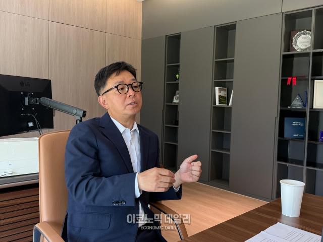 김건수 큐로셀 대표가 림카토 개발 당시를 설명하고 있다.[사진=안서희 기자]