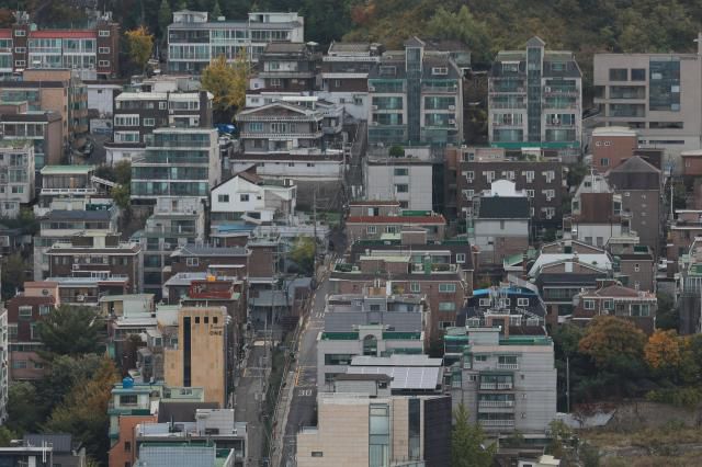 빌라와 단독주택이 섞인 서울 시내 주택가 풍경[사진=유대길 기자 dbeorlf123@ajunews.com]