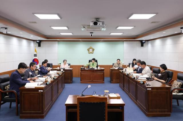 제352회 동해시의회 임시회 기간 중 열린 제6차 예산결산특별위원회. [사진=동해시의회]