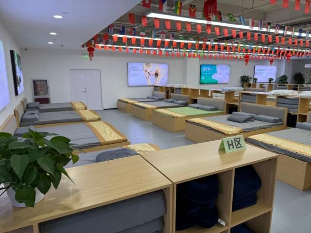 중국의 패키지 쇼핑옵션에 포함된 라텍스 쇼핑장소. [사진=독자제공]