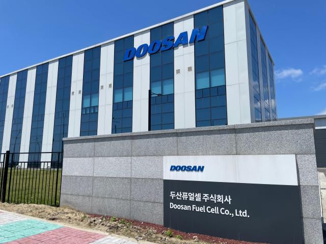 새만금산단 5공구에 입주한 두산퓨얼셀 군산 공장 모습. [사진=김슬기 기자 ksg49@ajunews.com]