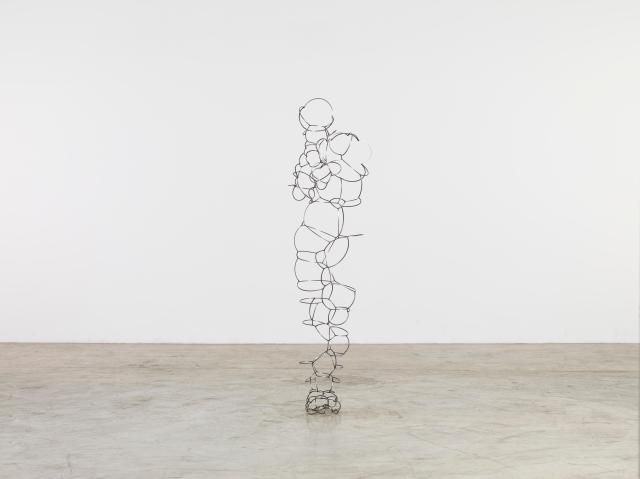 LIMINAL FIELD FOIL_2015_190 x 50 x 50_4 mm square section mild steel bar [사진=뮤지엄 산]