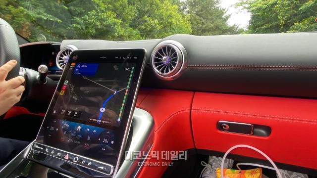 메르세데스-벤츠 AMG SL 43 인포테인먼트[사진=김지영 기자]