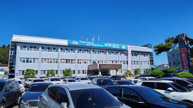 진안군청 전경.[사진=김한호 기자]