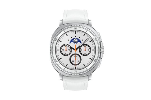 갤럭시 워치8클래식 46mm 화이트. [사진=삼성전자]