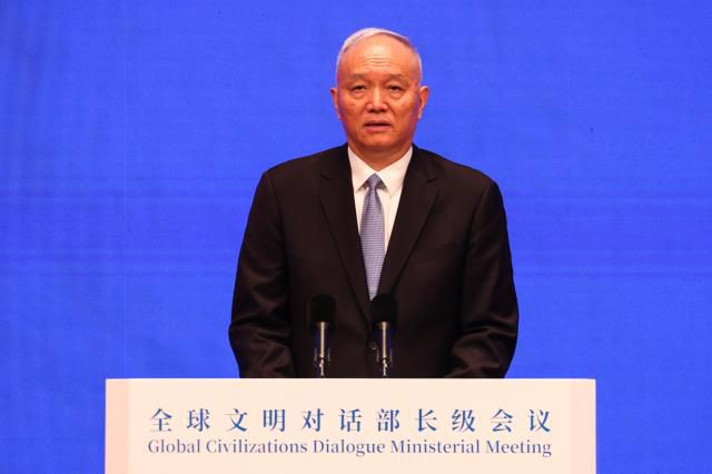 중국 공산당 서열 5위인 차이치 중앙서기처 서기가 10일 오후 베이징 국빈관 댜오위타이에서 열린