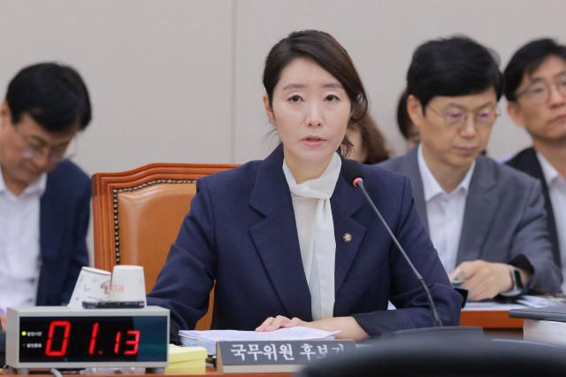 강선우 여성가족부 장관 후보자가 14일 서울 여의도 국회 여성가족위원회에서 열린 인사청문회에서 발언하고 있다. 2025.7.14[사진=유대길 기자 dbeorlf123@ajunews.com]