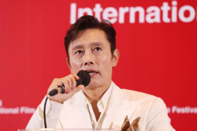 '어쩔수가없다' 배우 이병헌 [사진=연합뉴스]