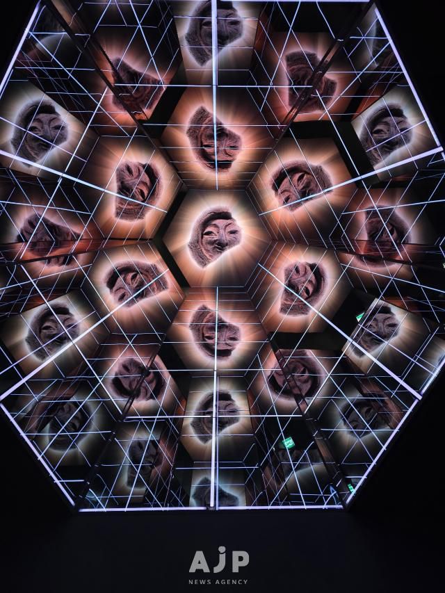 Silla kingdom's smiling roof tiles