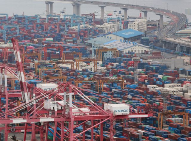 Incheon Port / Yonhap.