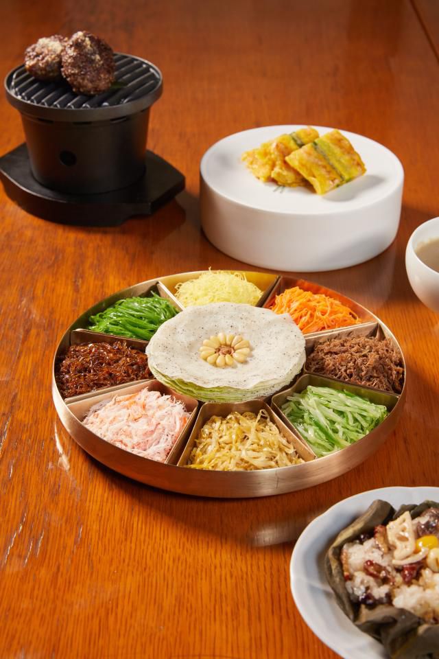 메이필드호텔 서울의 전통 한식당 봉래헌은 이금희 수석 조리장의 ‘흑백요리사 시즌2’ 출연을 기념해 겨울 한정 프리미엄 코스 ‘화연(花宴)’을 내달 27일까지 선보인다. [사진=메이필드호텔 서울]