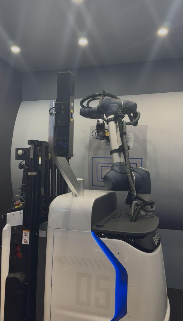 두산로보틱스의 인공지능(AI) 기반 로봇 솔루션 '스캔앤고' [사진=이성진 기자]