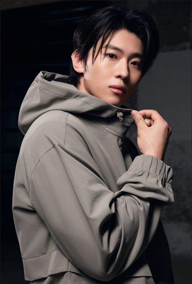 이번에 젝시믹스 모델로 선정된 ‘덱스' 촬영 이미지 [사진=젝시믹스]