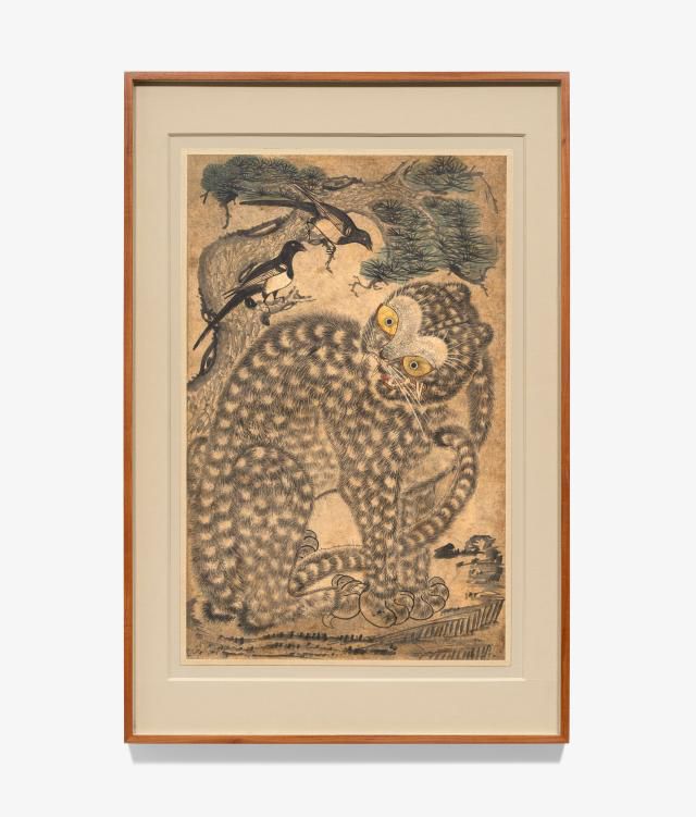 까치호랑이(虎鵲圖), 19세기, 종이에 채색, 93 × 60 cm [사진=갤러리현대]