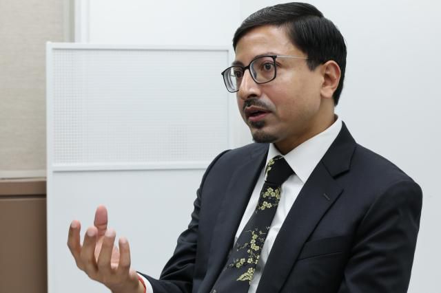 고랑랄 다스(Gourangalal Das)