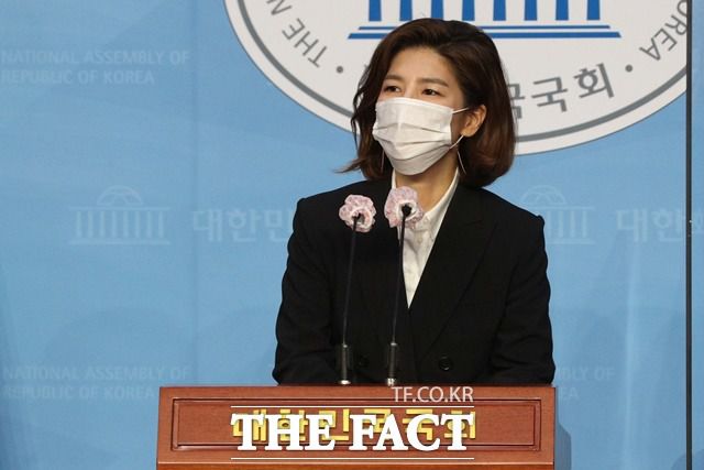 김예령 국민의힘 신임 대변인이 10일 오후 국회 소통관에서 취임 인사를 하고 있다. /뉴시스