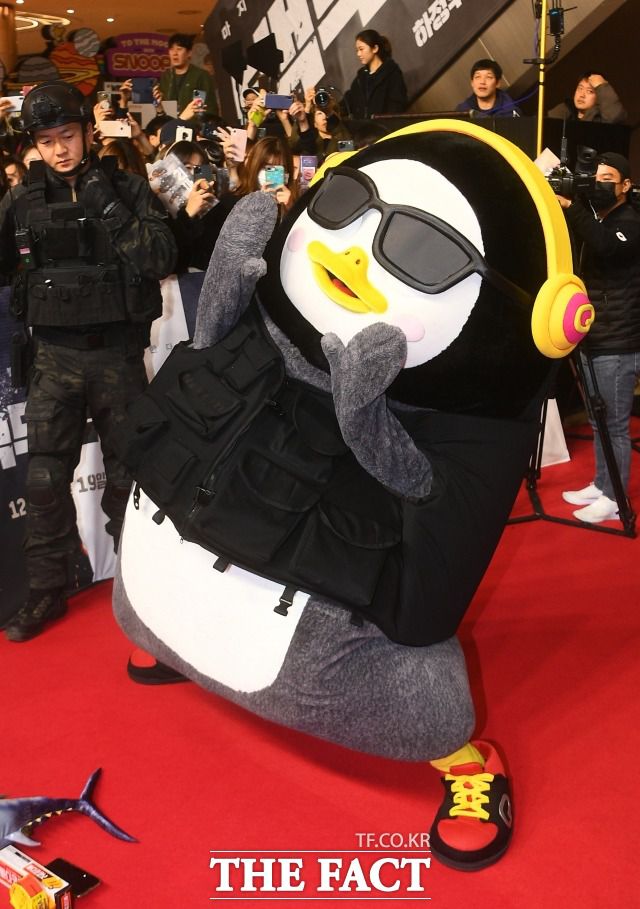 EBS 인기 캐릭터 펭수가 국회 과학기술정보방송통신위원회 국정감사에서 참고인으로 지명돼 관심이 쏠렸다. /이동률 기자