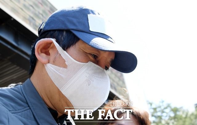 '라임사태' 핵심 관계자중 하나인 김봉현 전 스타모빌리티 회장. 김 전 회장은 지난 8일 이강세 스타모빌리티 대표를 통해 강기정 전 정무수석에게 5000만 원을 건넸다는 취지로 법정 증언을 했다. /임영무 기자