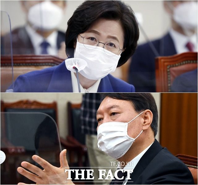 추미애 법무부 장관이 26일 오전 국회에서 열린 국정감사에 출석해 윤석열 검찰총장의 발언과 관련한 질의에 답변하고 있다. 지난 22일 국정감사에 출석한 윤석열 총장은 '검찰총장은 법무부 장관의 부하가 아니다'라고 답변한 바 있다. 이날 추미애 장관은 윤석열 총장의 답변에 "검찰총장은 법률상 법무부 소속"이라면서도 "부하라는 말은 생경하다"라고 답변했다. /국회=이새롬 기자