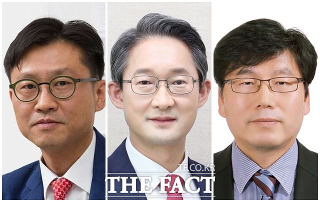 금융위원회 부위원장에 내정된 도규상(왼쪽) 전 청와대 경제정책비서관, 행정안전부 재난관리본부장에 내정된 김희겸(가운데) 경기도 행정1부지사, 문화체육관광부 국립중앙박물관장에 내정된 민병찬 국립중앙박물관 경주박물관장. /청와대 제공