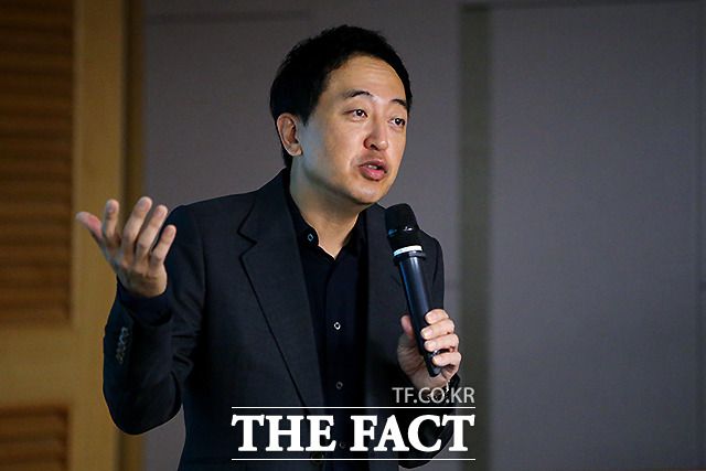 더불어민주당을 탈당한 금태섭 전 의원이 18일 오전 국회 의원회관에서 열린 국민의힘 초선의원 공부모임에서 '상식의 정치, 책임의 정치'를 주제로 강연하고 있다. /국회=이새롬 기자