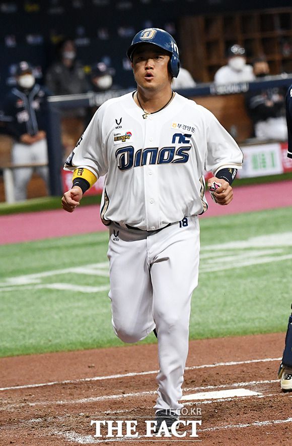 NC 다이노스 선수들 가운데 한국시리즈 경험이 가장 많은 박석민은 3차전까지 아쉬운 플레이를 보이며 기대에 미치지 못하고 있다./배정한 기자