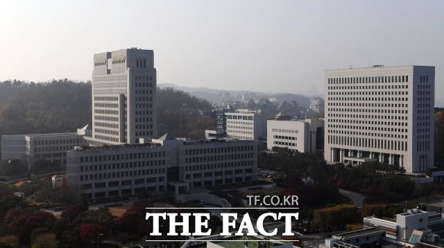 법조계에서는 '판사 사찰 문건'이 사법 처리 대상이 될 수 있는지를 놓고는 의견이 엇갈린다. 다만 양승태 대법원 시절 물의야기 법관 문건과 대검의 '판사 사찰 문건'을 둘러싼 의혹의 결은 다르지만, 판사 사찰 의혹 역시 일정한 책임을 져야 한다는 목소리도 나온다./이새롬 기자