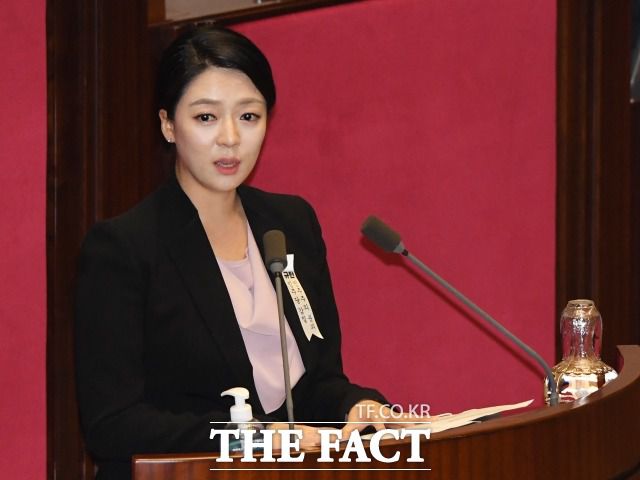 배현진 국민의힘 의원의 문재인 정권을 '귀태'로 규정해 논란이다. 그러나 배 의원은 9일 본인을 비판한 더불어민주당을 향해 "많이 아픈가 보다"라고 비꼬았다. /남윤호 기자