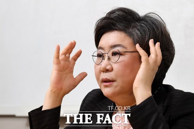 서울시장 출마를 선언한 경제통 이혜훈 국민의힘 전 의원은 15일 "주가 3000시대 개막에 대한 희망적인 전망까지 나오고 있다는 것은 정말 큰일 날 발언"이라고 지적했다. /남용희 기자