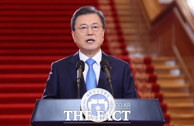 최근 문재인 대통령이 한국의 소재·부품·장비 관련 기업을 지원하는 '필승코리아 펀드'로 수익률 90% 이상을 내면서 정책 홍보에도 성공했다는 평가가 나왔다. 지난 11일 신년사를 발표하는 문 대통령. /뉴시스