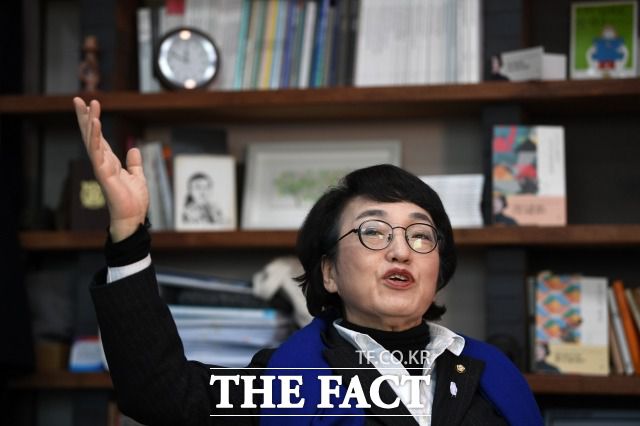 김 의원은 범여권 후보 단일화 구상에 대해선 "공정한 방식"을 전제로 결과에는 승복할 것이라고 말했다. /남윤호 기자